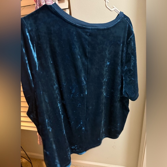 Ava & Viv Teal Blue Top - Picture 2 of 3